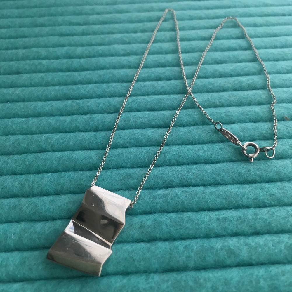 Tiffany & Co. Frank Gehry 16 inch necklace